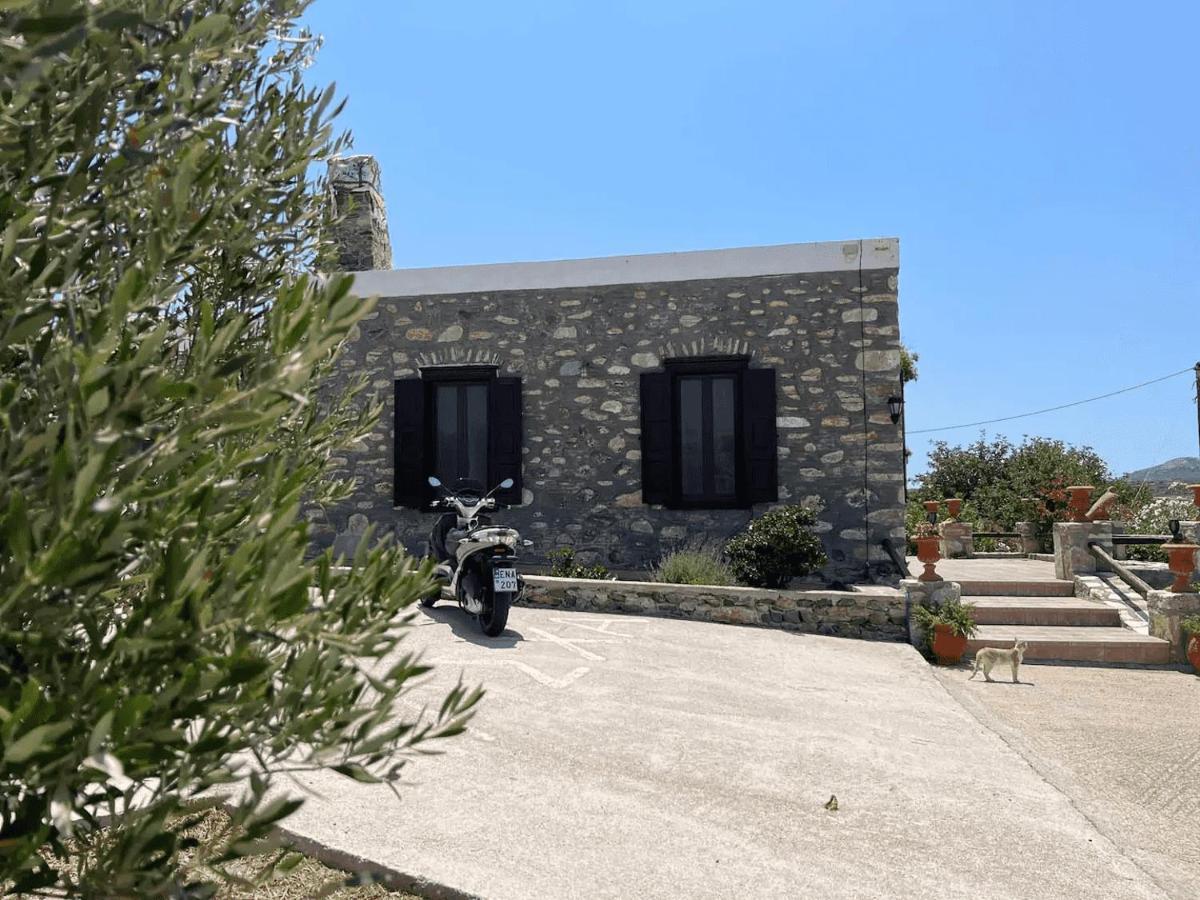 Apartment πέτρινο στη σύρο *