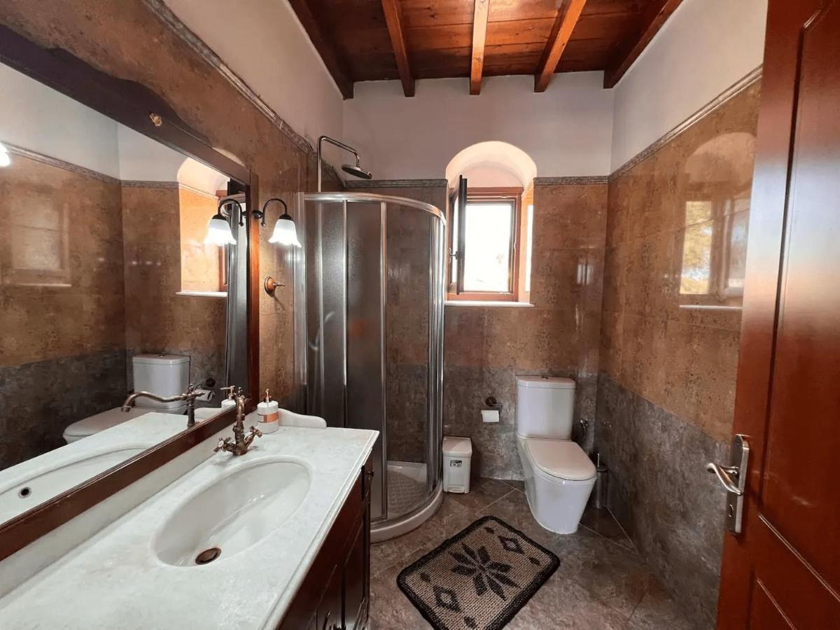 πέτρινο στη σύρο Apartment